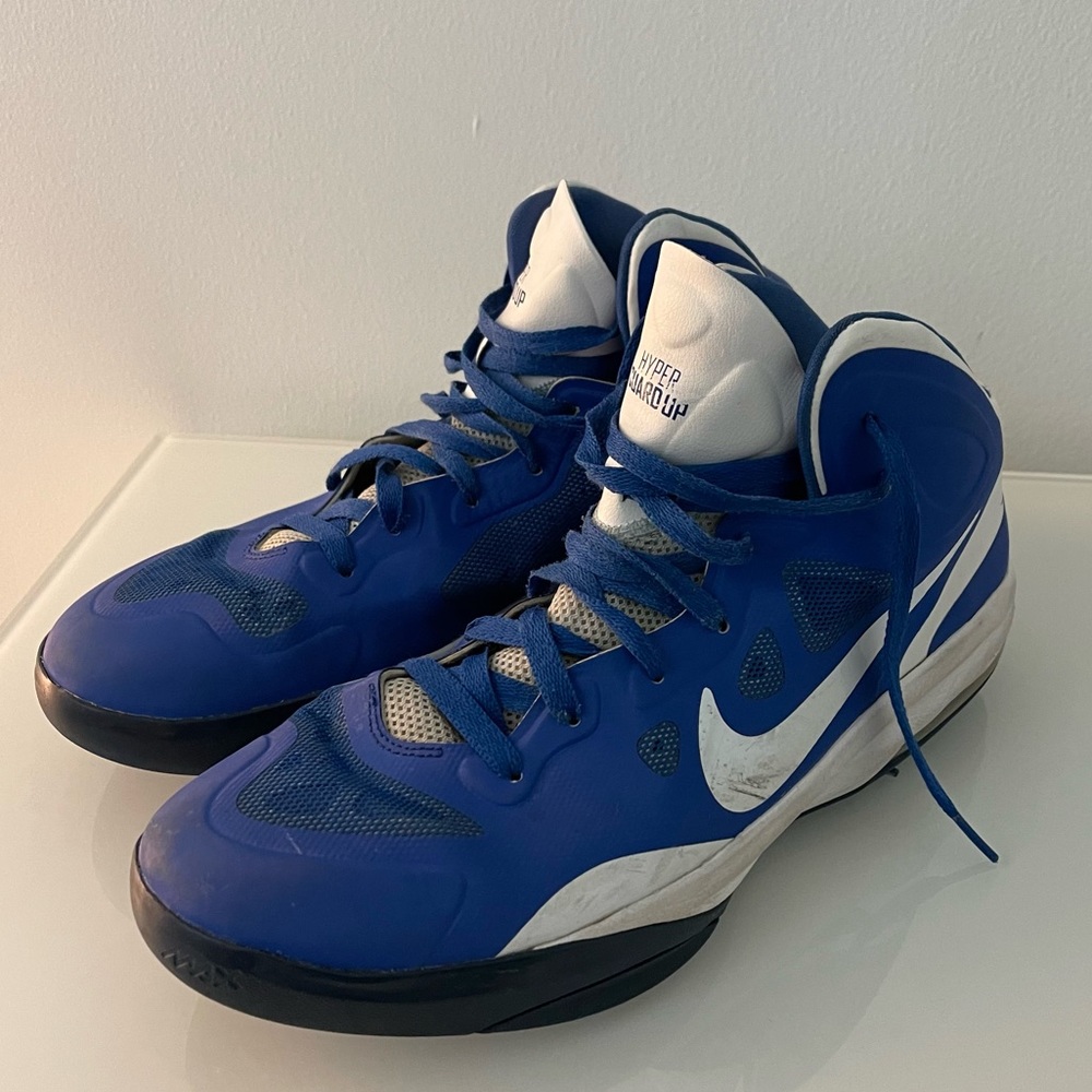 Men’s Nike Air Max Basketball Sneaker 10